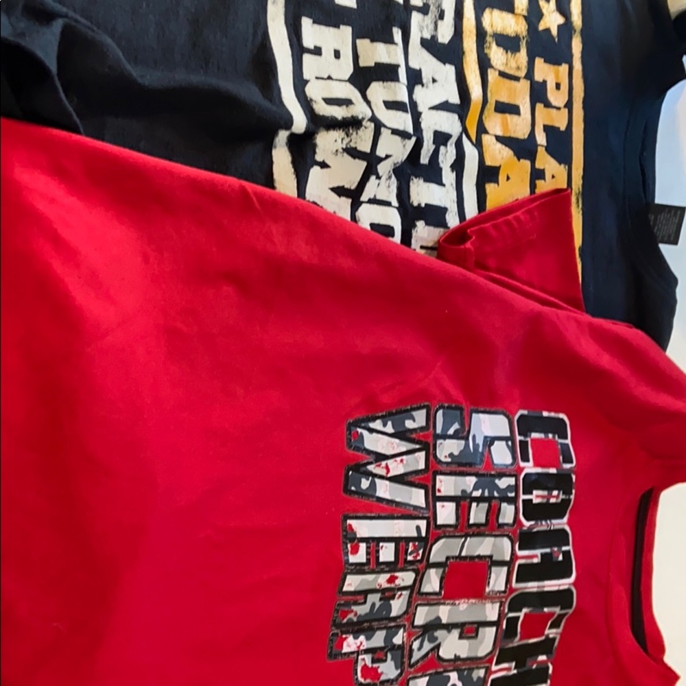 2 T Shirts